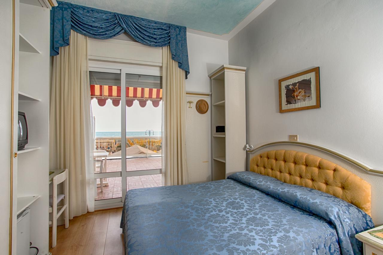 Hotel Panama Лідо-ді-Єзоло Екстер'єр фото